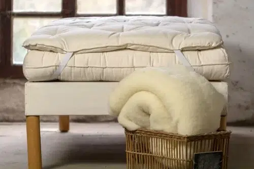 surmatelas en laine de mouton